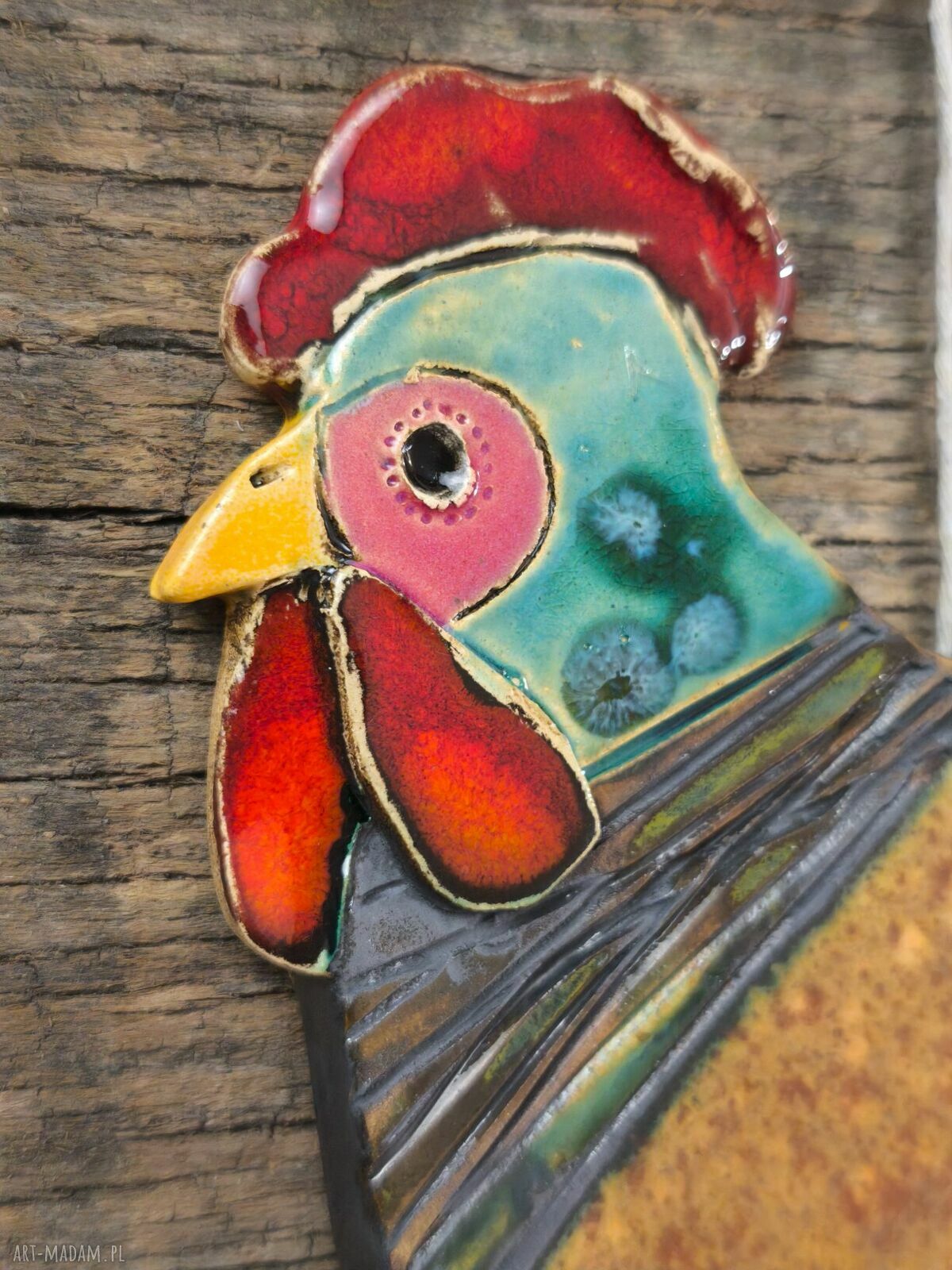 Kura ceramiczna hand made w wiejskim klimacie - ręcznie szkliwiona