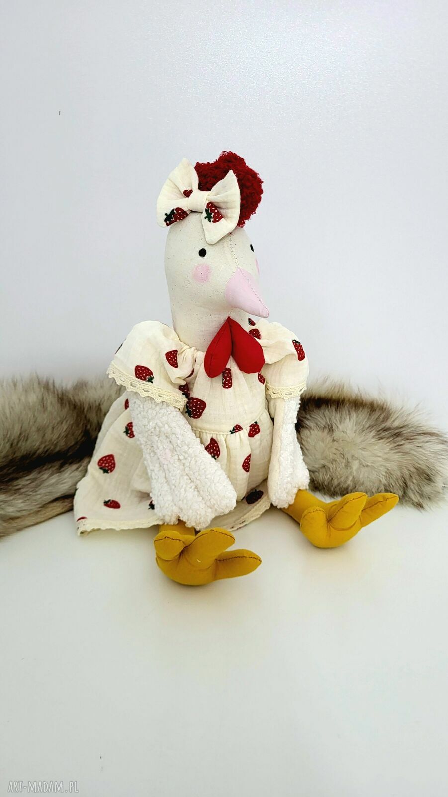 Kura haftowana na Wielkanoc - ręcznie szyta lalka kolekcjonerska 45 cm z personalizacją