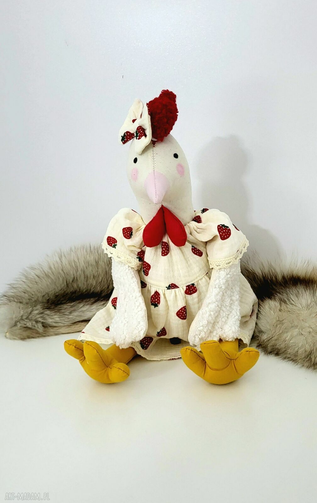 Kura haftowana na Wielkanoc - ręcznie szyta lalka kolekcjonerska 45 cm z personalizacją