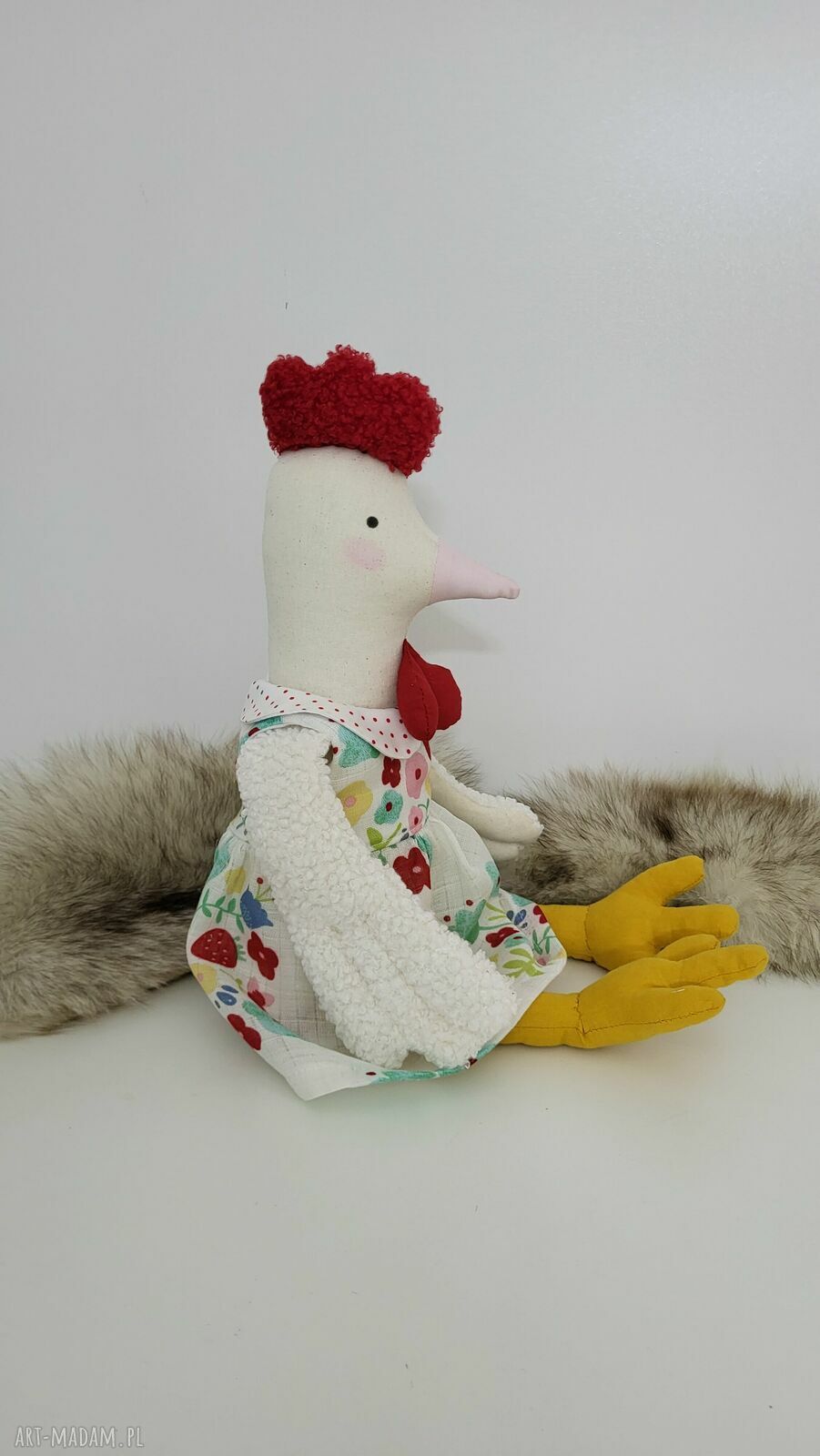 Kura - lalka kolekcjonerska z personalizacją