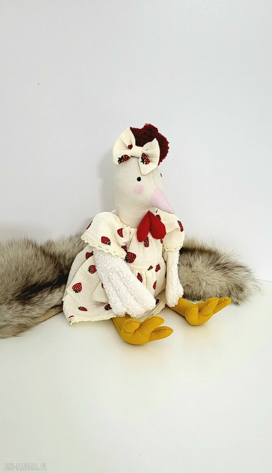Kura haftowana na Wielkanoc - ręcznie szyta lalka kolekcjonerska 45 cm z personalizacją