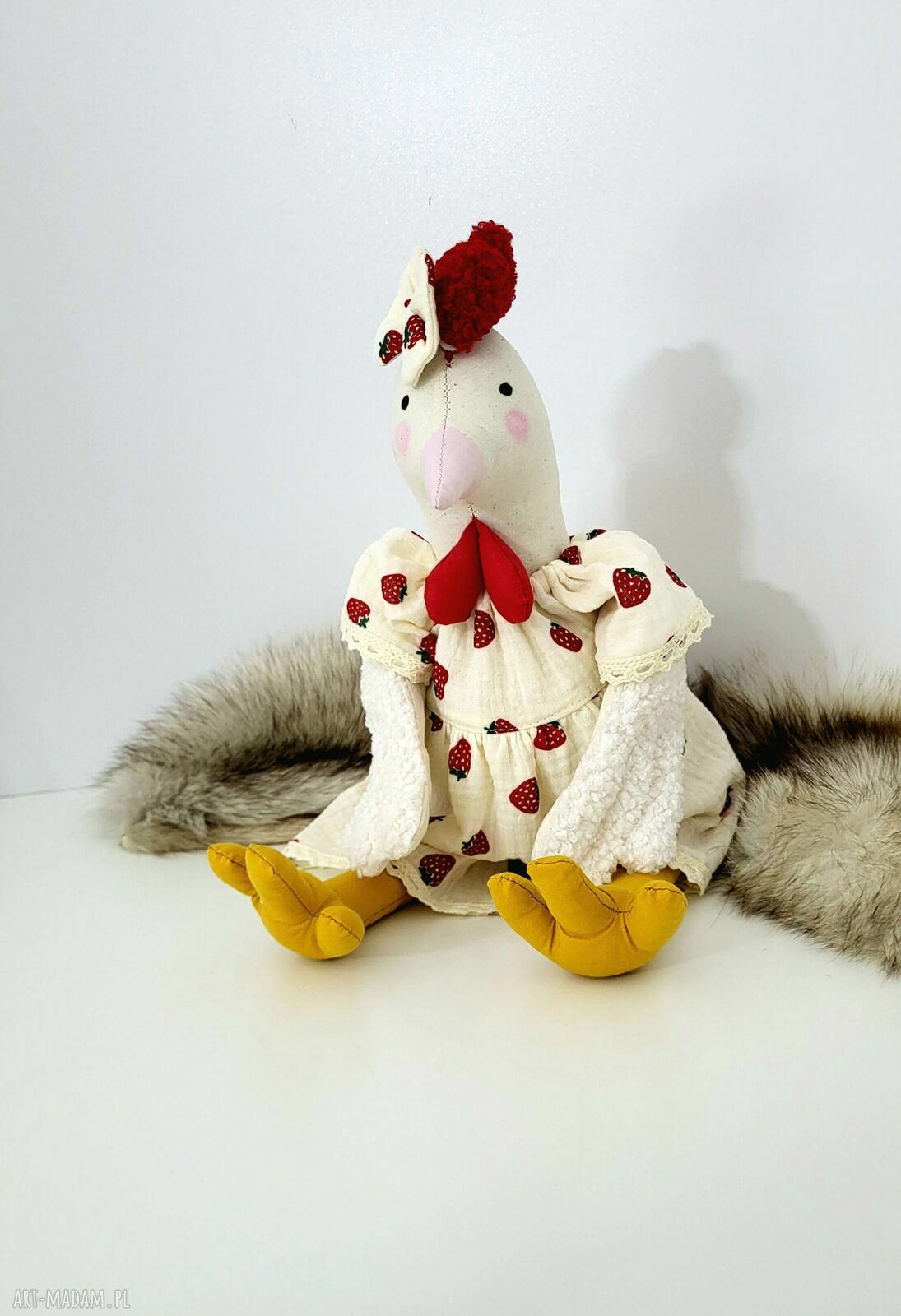 Kura haftowana na Wielkanoc - ręcznie szyta lalka kolekcjonerska 45 cm z personalizacją