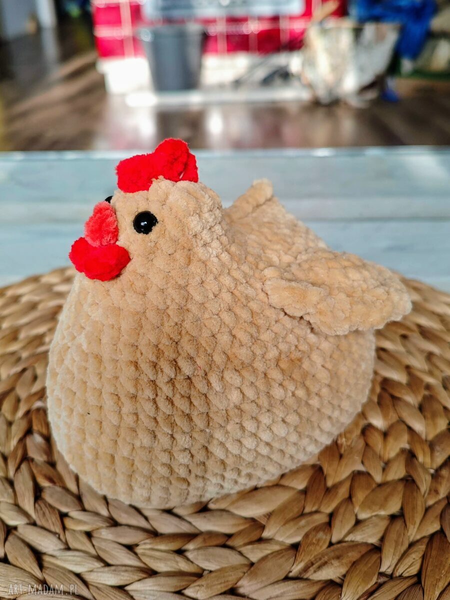 Prezent. Kurka wielkanocna maskotka handmade wielkanoc dekoracja