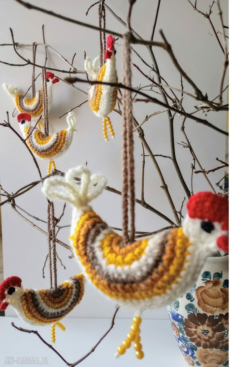 Wiszące kurki szydełkowe - wielkanocne zawieszki handmade