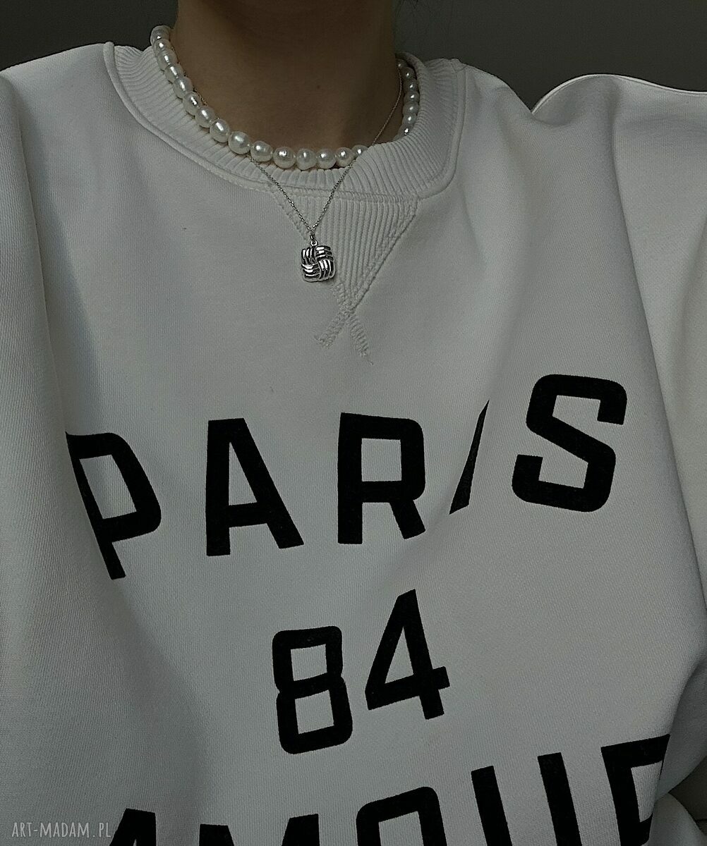 naszyjniki: Srebrny naszyjnik z retro kwadratem hand made