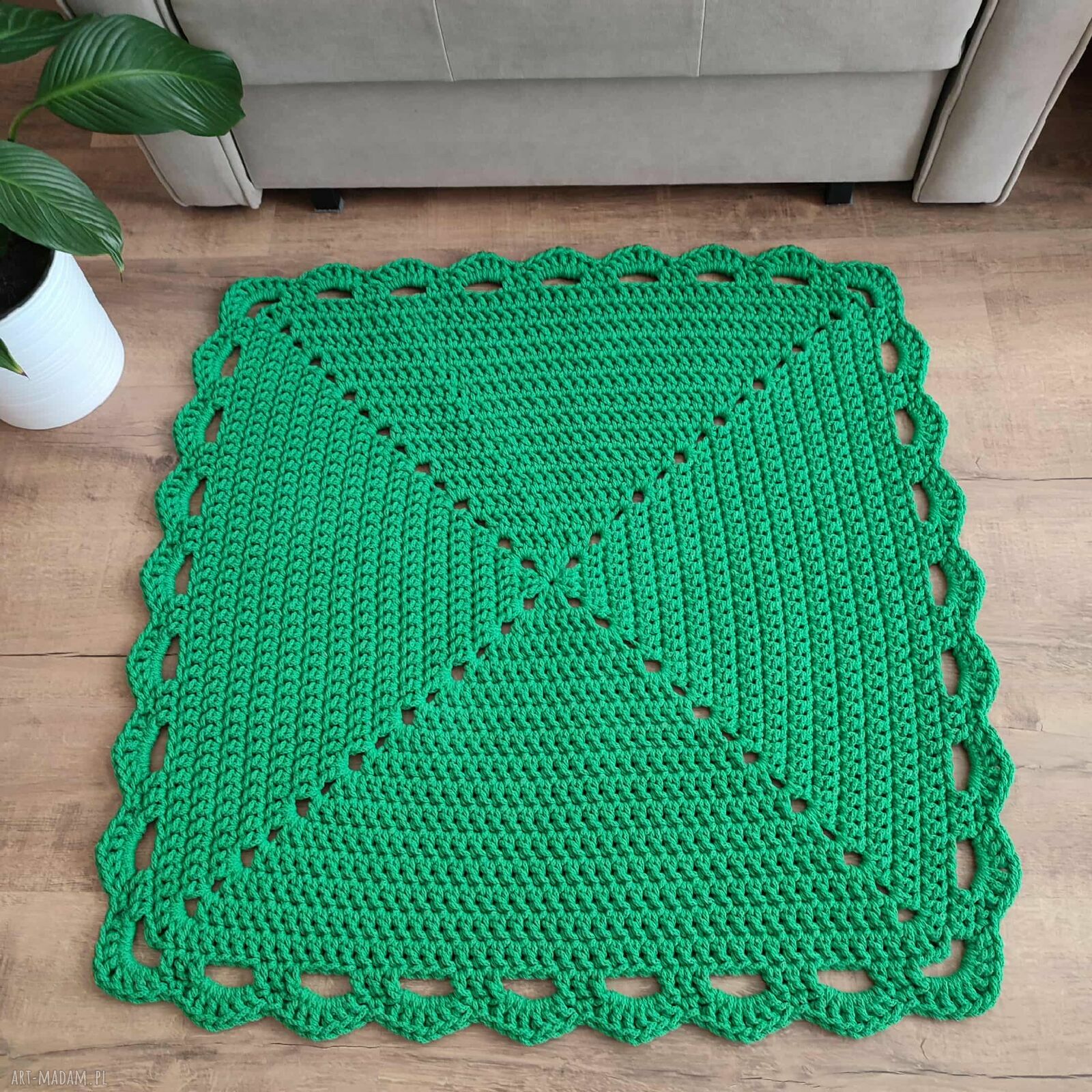 Dywan kwadratowy szydełkowy ze sznurka bawełnianego 90x90 cm - boho do sypialni