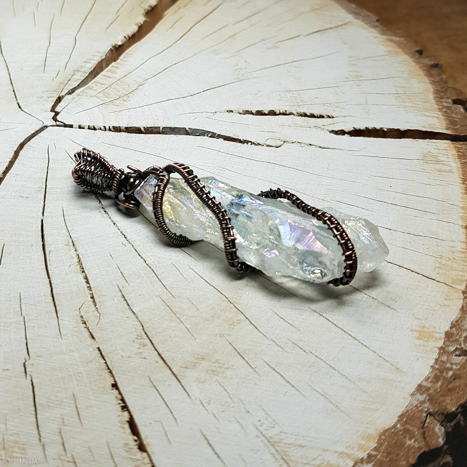 Kwarc anielski M297 - dwustronny wisiorek z kryształem w technice wire wrapping