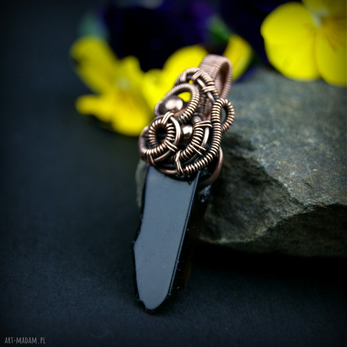 Kwarc dymny - miedziany wisiorek wire wrapping z hematytami