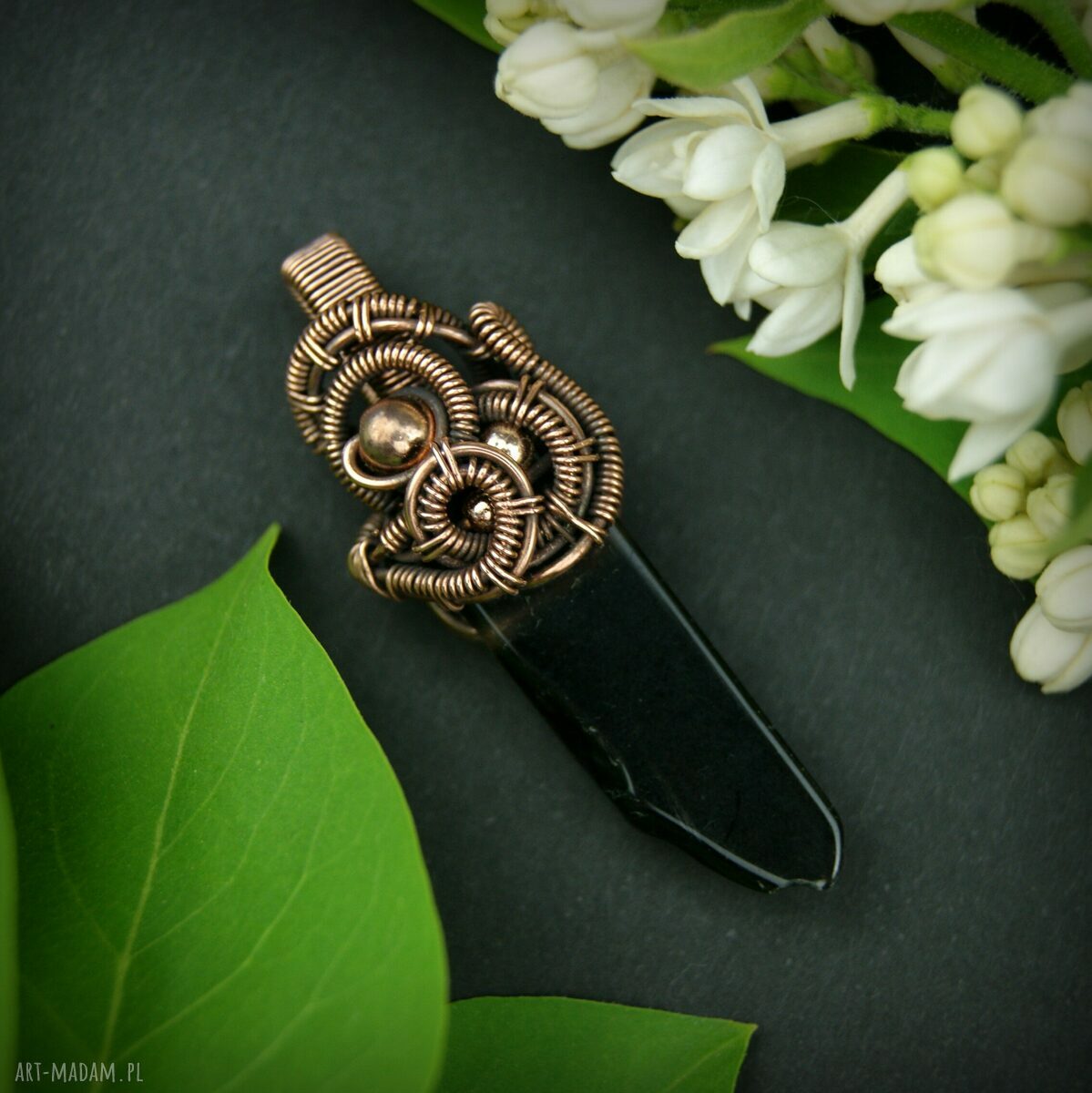 Kwarc dymny - miedziany wisiorek wire wrapping z hematytami