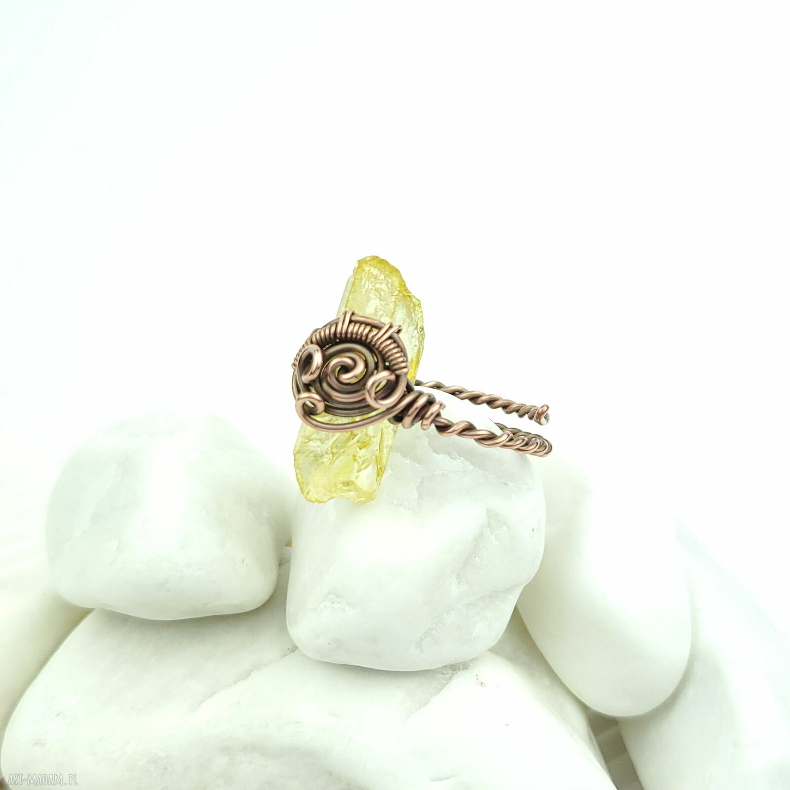 Kwarc tytanowy regulowany pierścionek wire wrapping z miedzi