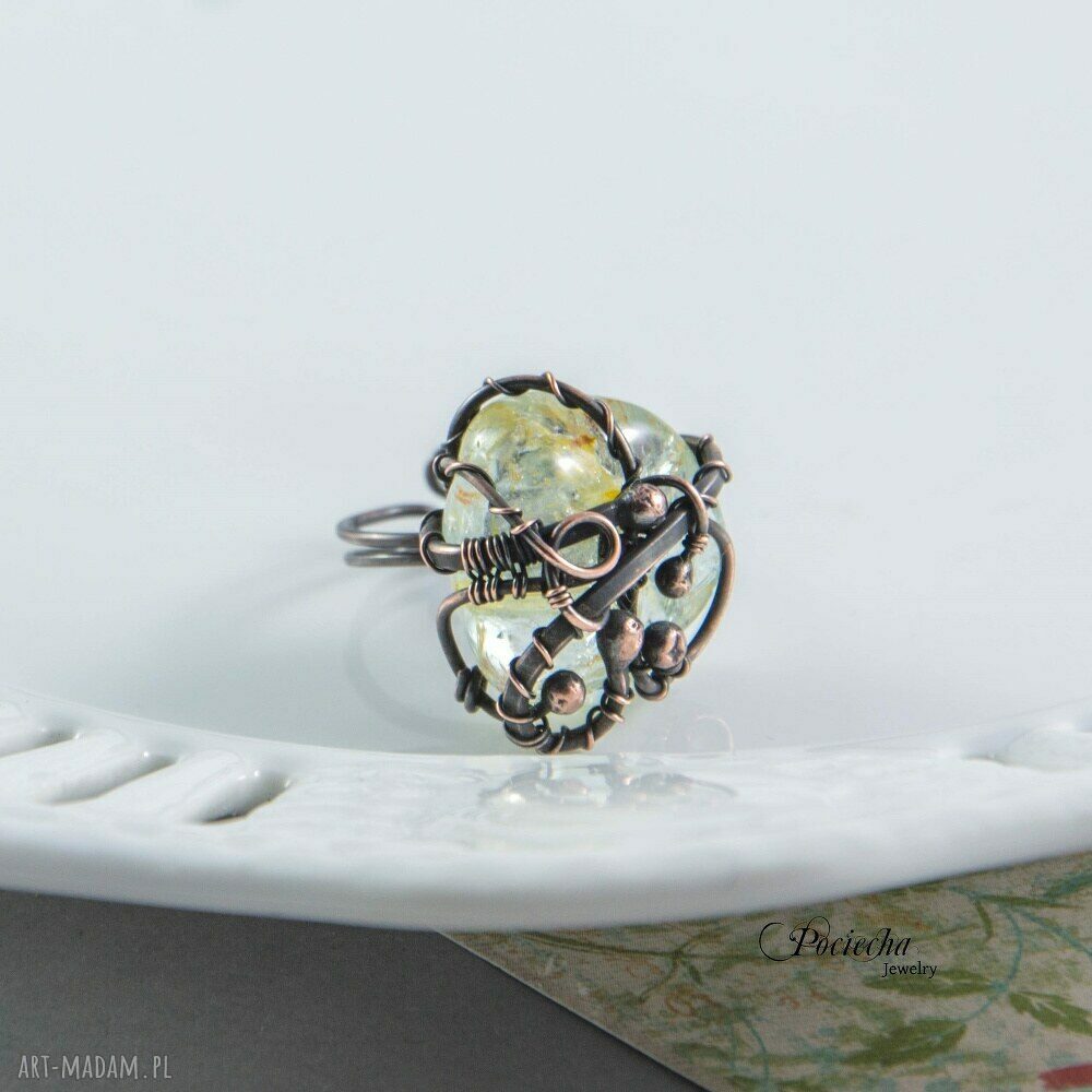 Miedziany pierścionek z kwarcem i rutylem - wire wrapping