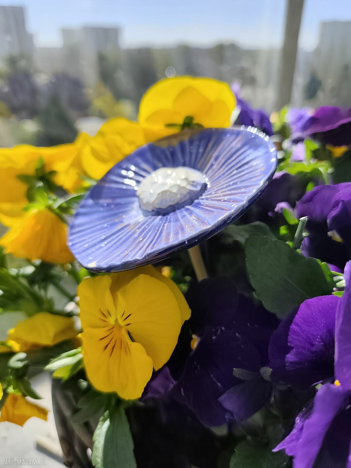 Kwiat ceramiczny dla mamy - wyjątkowy prezent handmade
