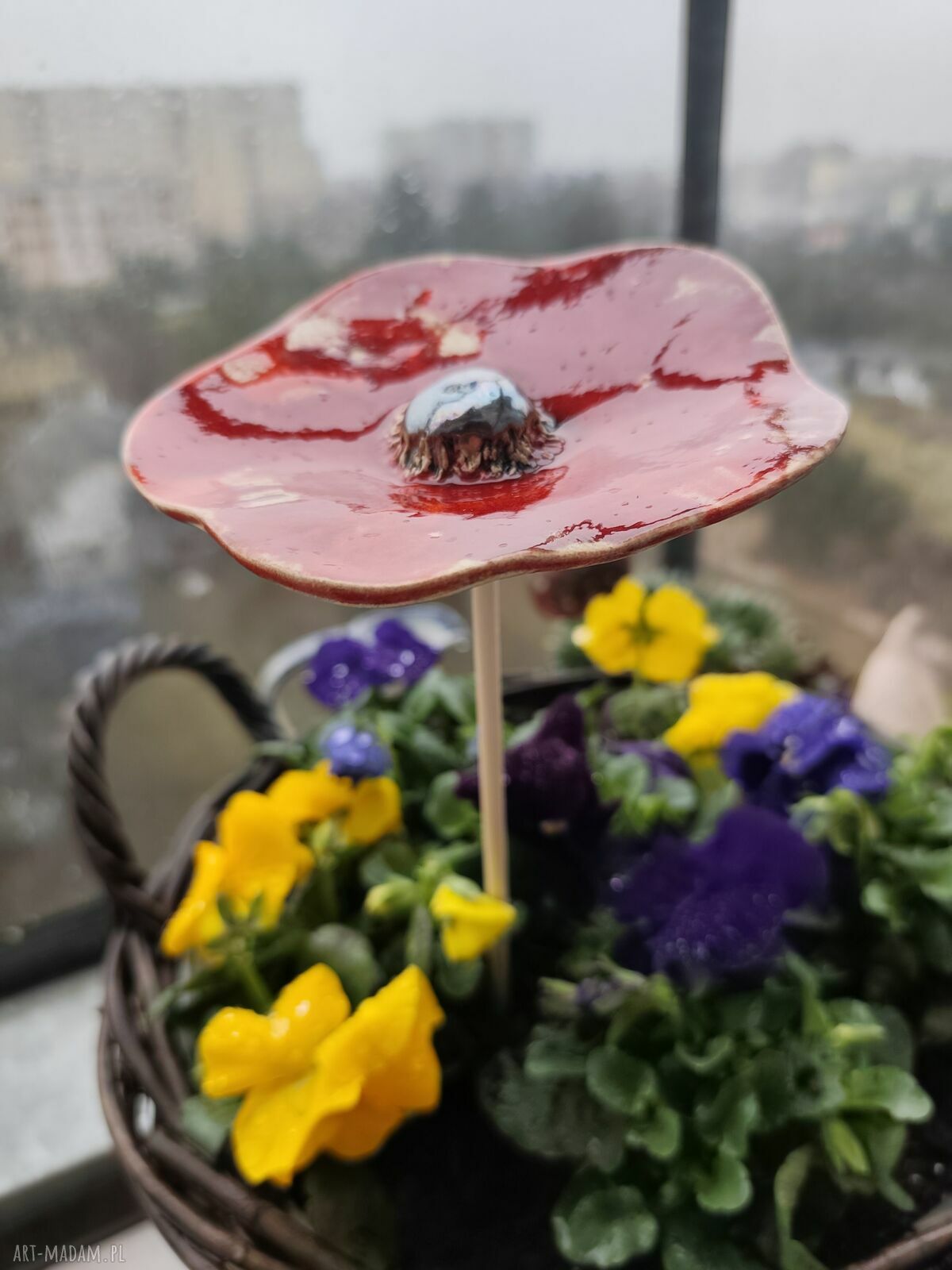 Kwiat ceramiczny - poidło na balkon i do ogrodu