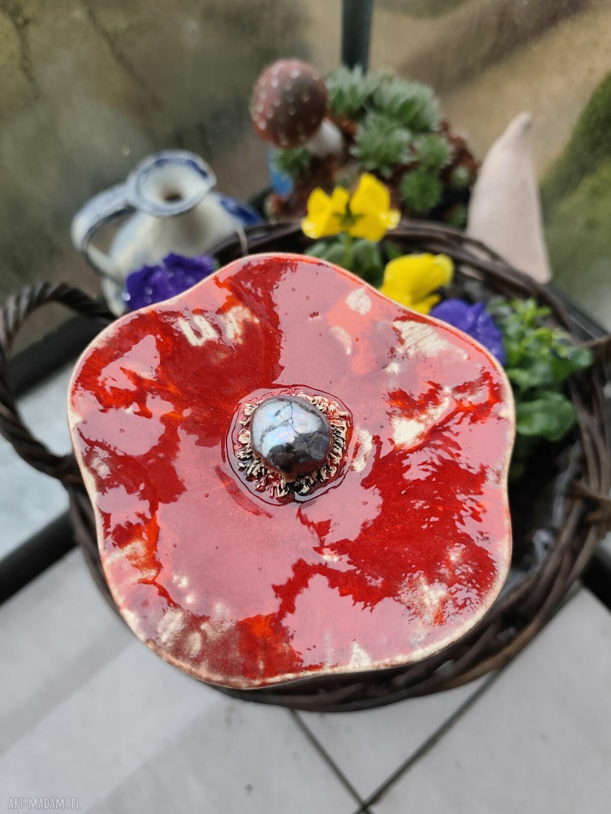 Kwiat ceramiczny - poidło na balkon i do ogrodu