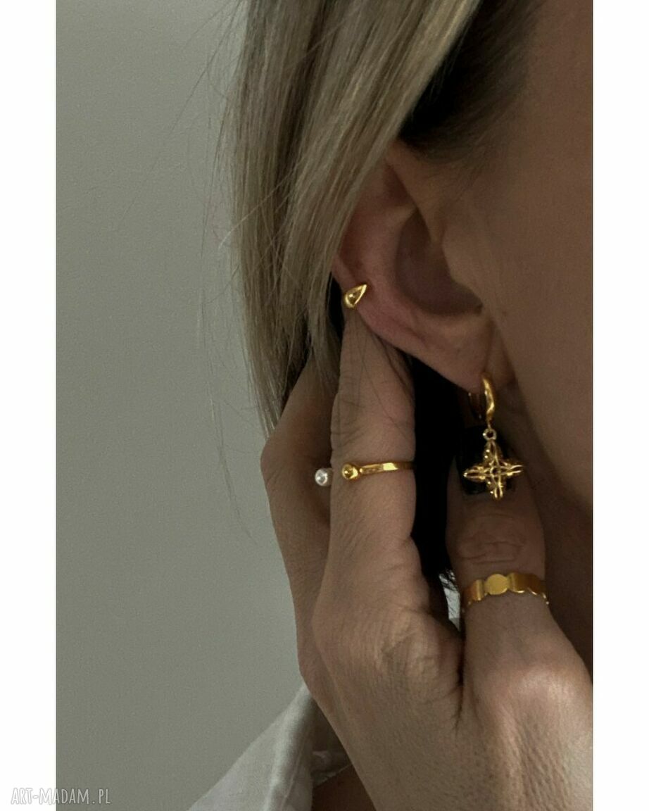 kolczyki: Kolczyki z różowego złota z ażurowymi kwiatkami handmade