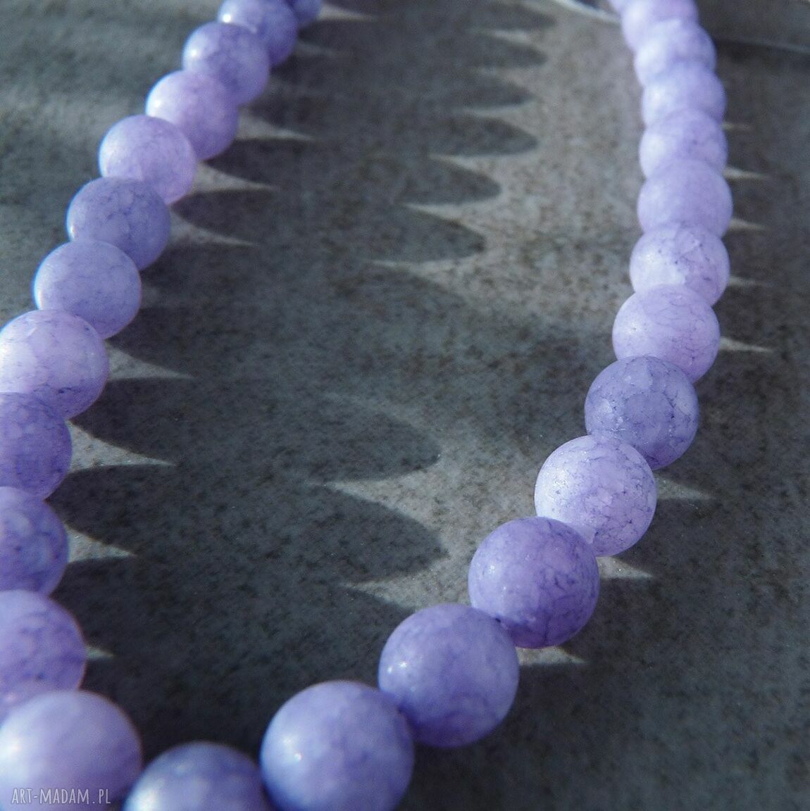 Anhydryt z kwiatem - fioletowy naszyjnik handmade