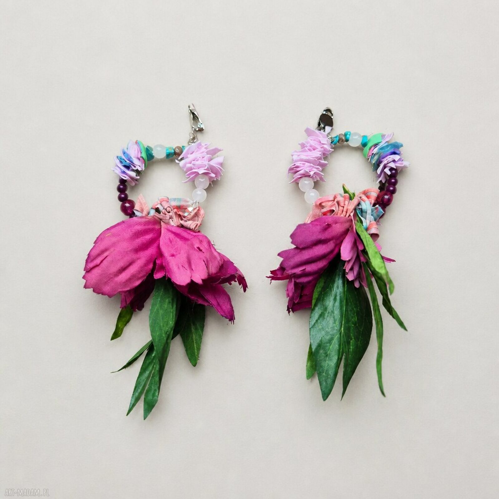 Klipsy kwiatowe handmade - kolorowy bukiet na ucho