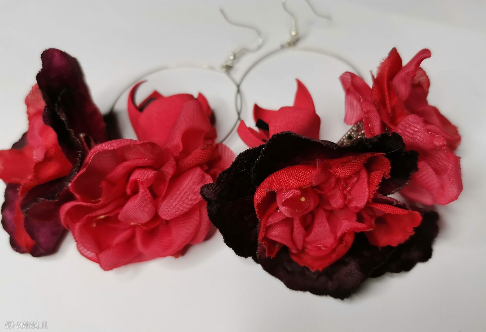 Kolczyki kwiatowe koła boho - lekkie, długie na ślub i letnie stylizacje