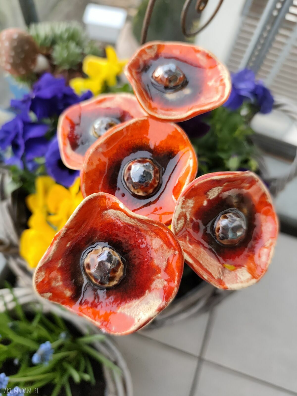 Kwiaty ceramiczne 5 sztuk - ręcznie szkliwione na druciku florystycznym