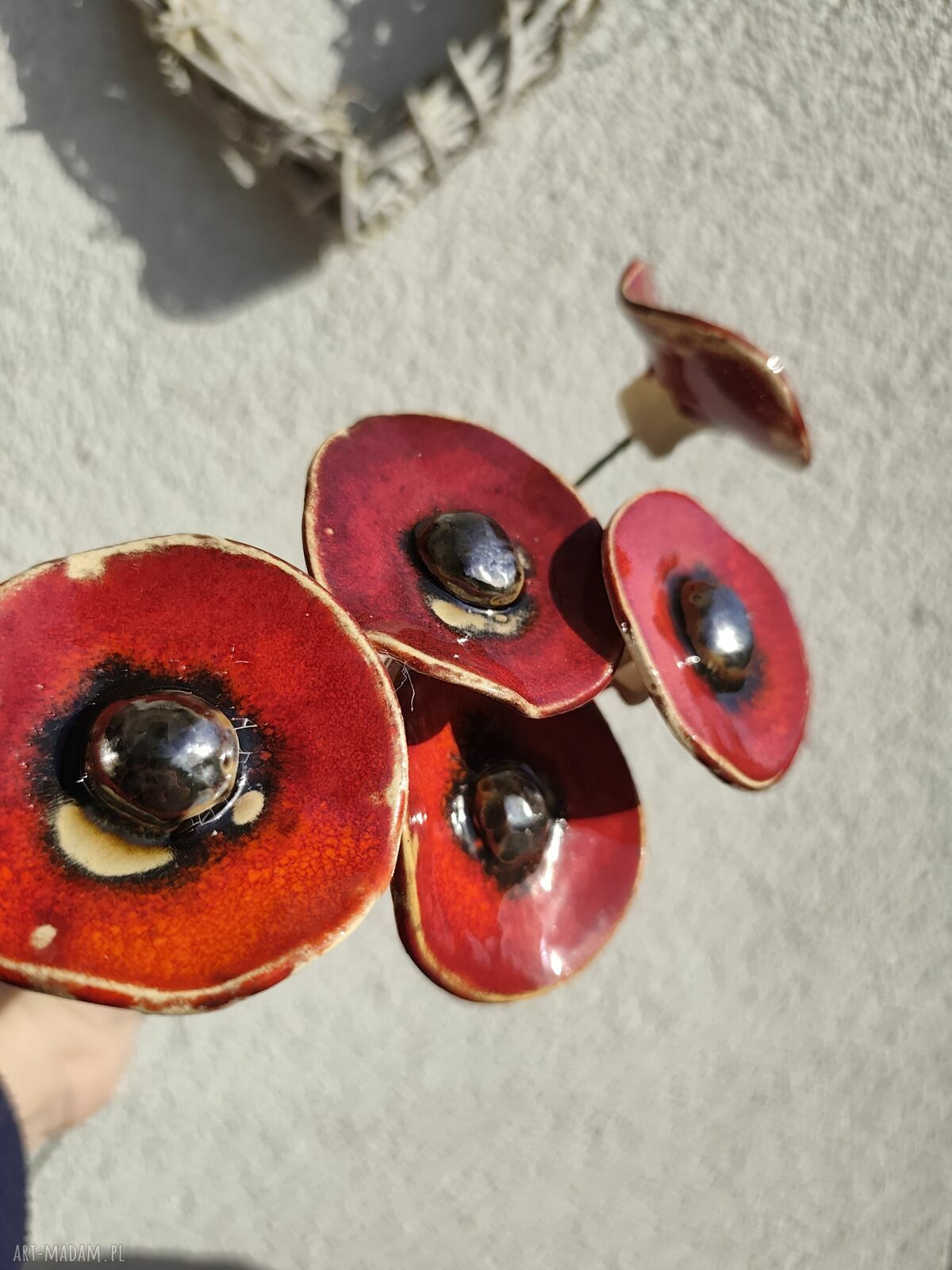 Kwiaty ceramiczne 5 szt - urocza ozdoba na balkon i do wazonu