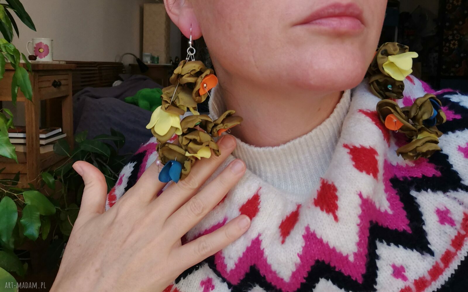 Kolczyki kwiaty lekkie w stylu boho folk - rękodzieło Ruda Klara