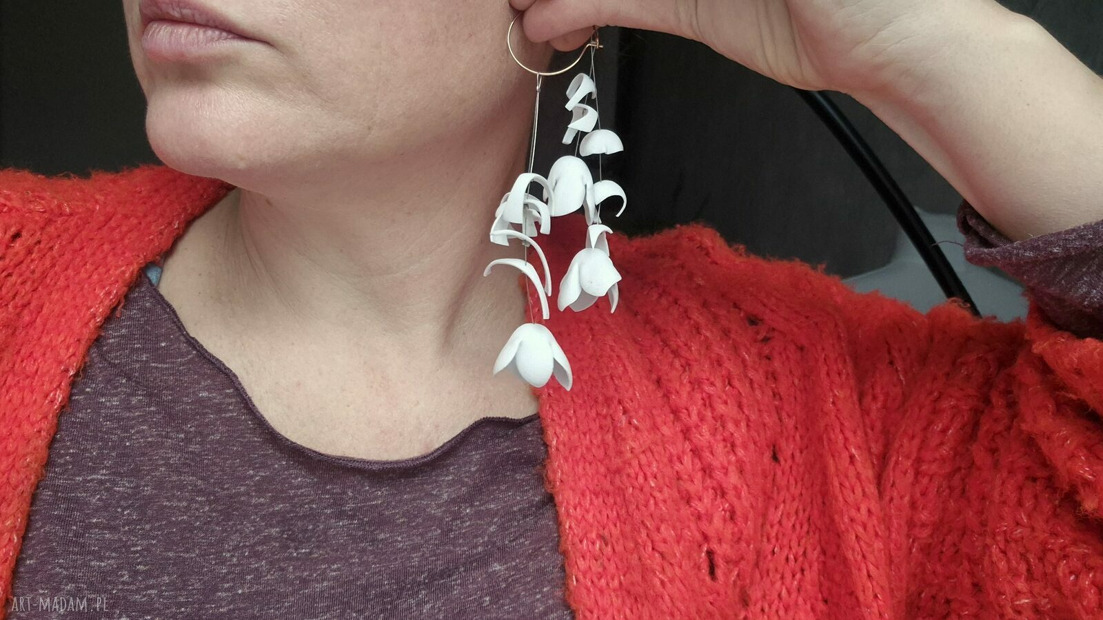 Kolczyki Kwiaty - lekkie, duże i folkowe (Frida) w kolorze białym