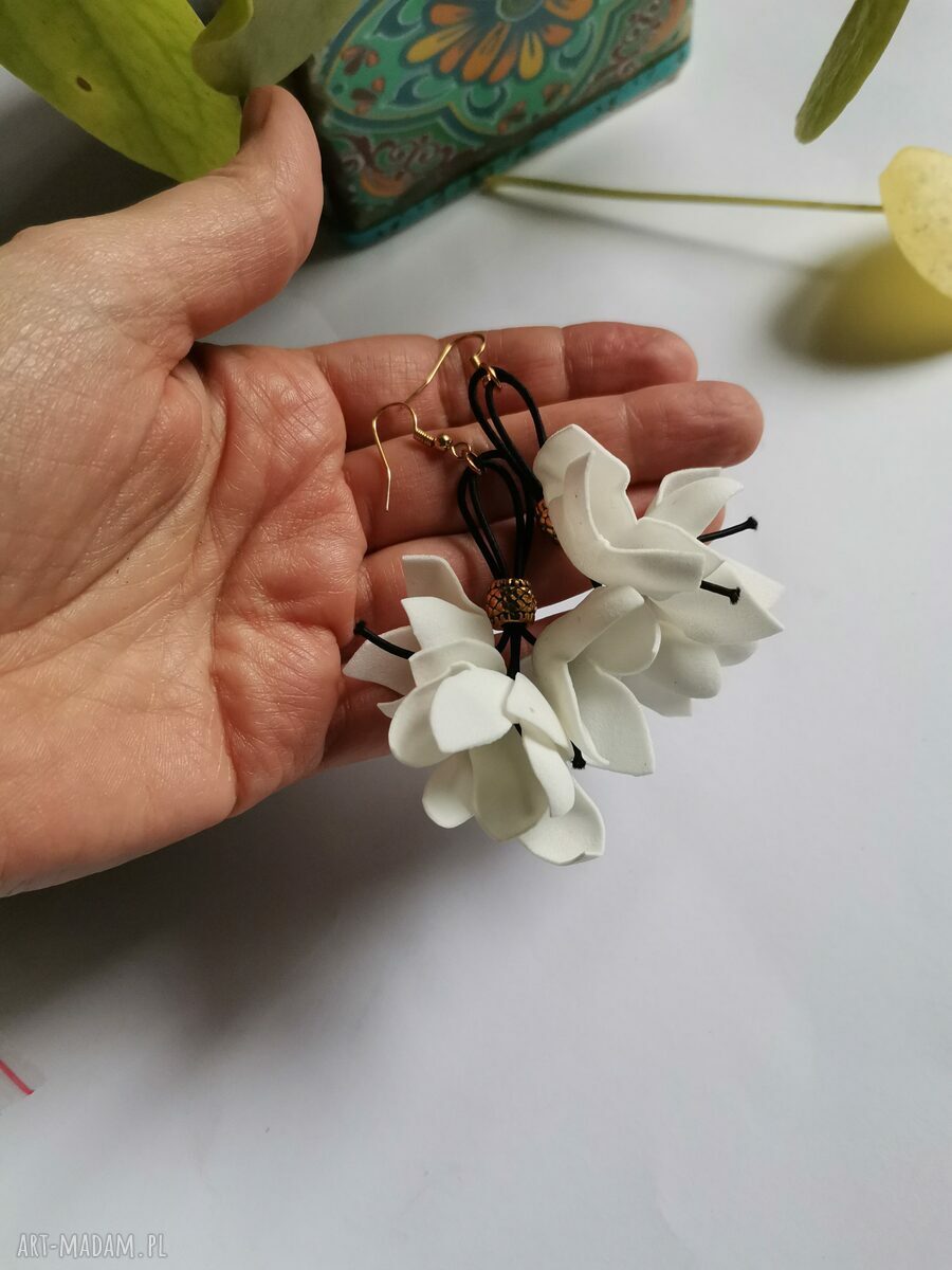 Kolczyki Kwiaty Białe - Etno Boho Folk (rękodzieło)