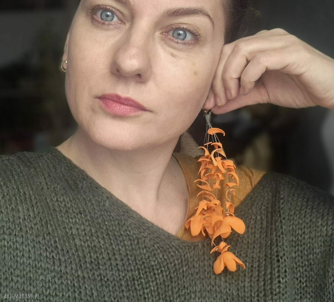Kolczyki kwiaty lekkie jak mgła - pomarańczowe handmade