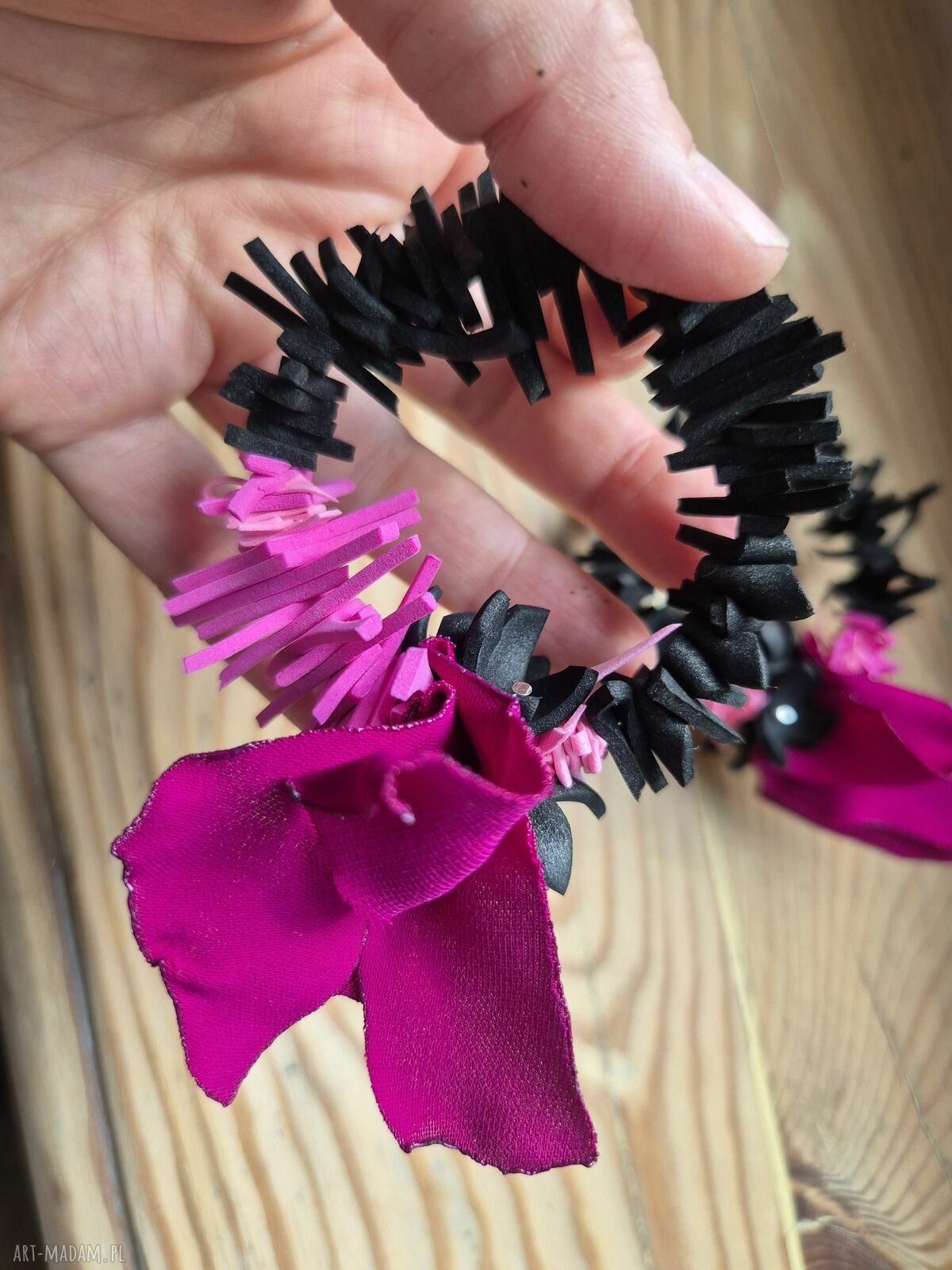 Różowo-Czarne Klipsy Kwiaty i Koła - Handmade Ruda Klara