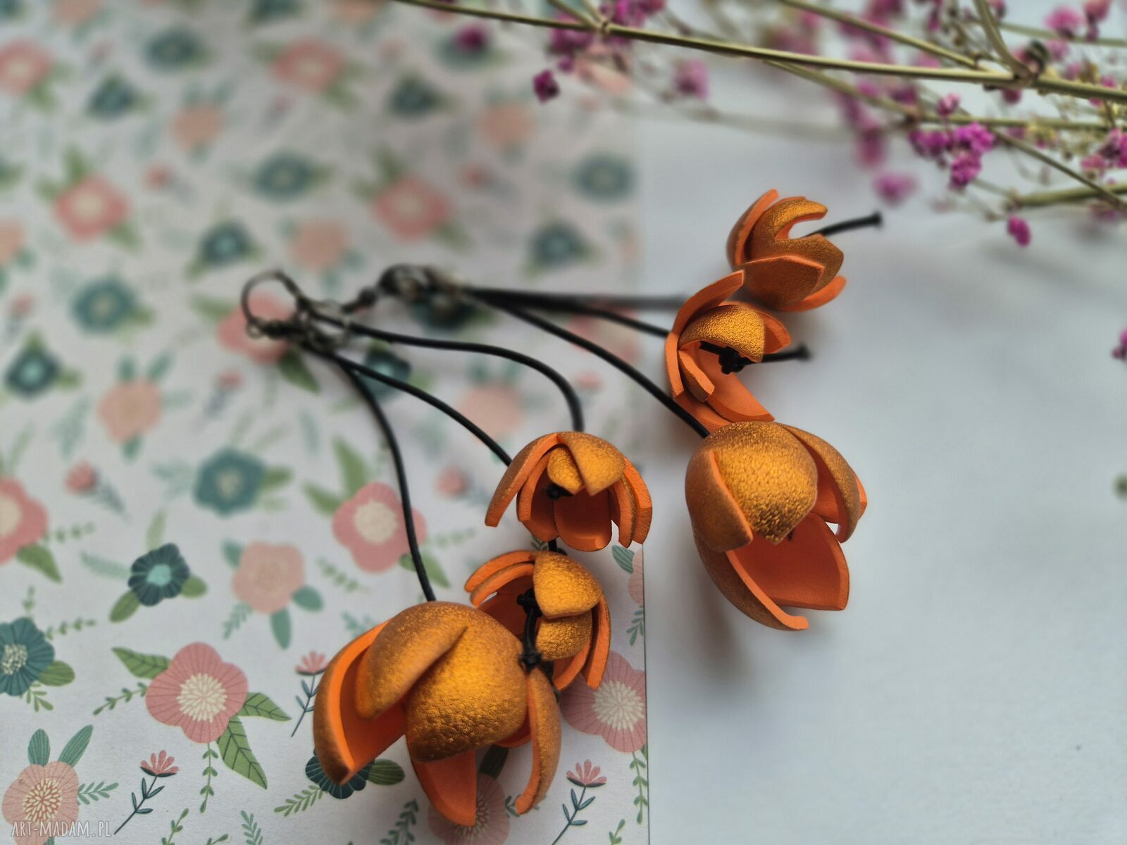 Kolczyki kwiaty lekkie jak mgła - zwracają uwagę, handmade Ruda Klara