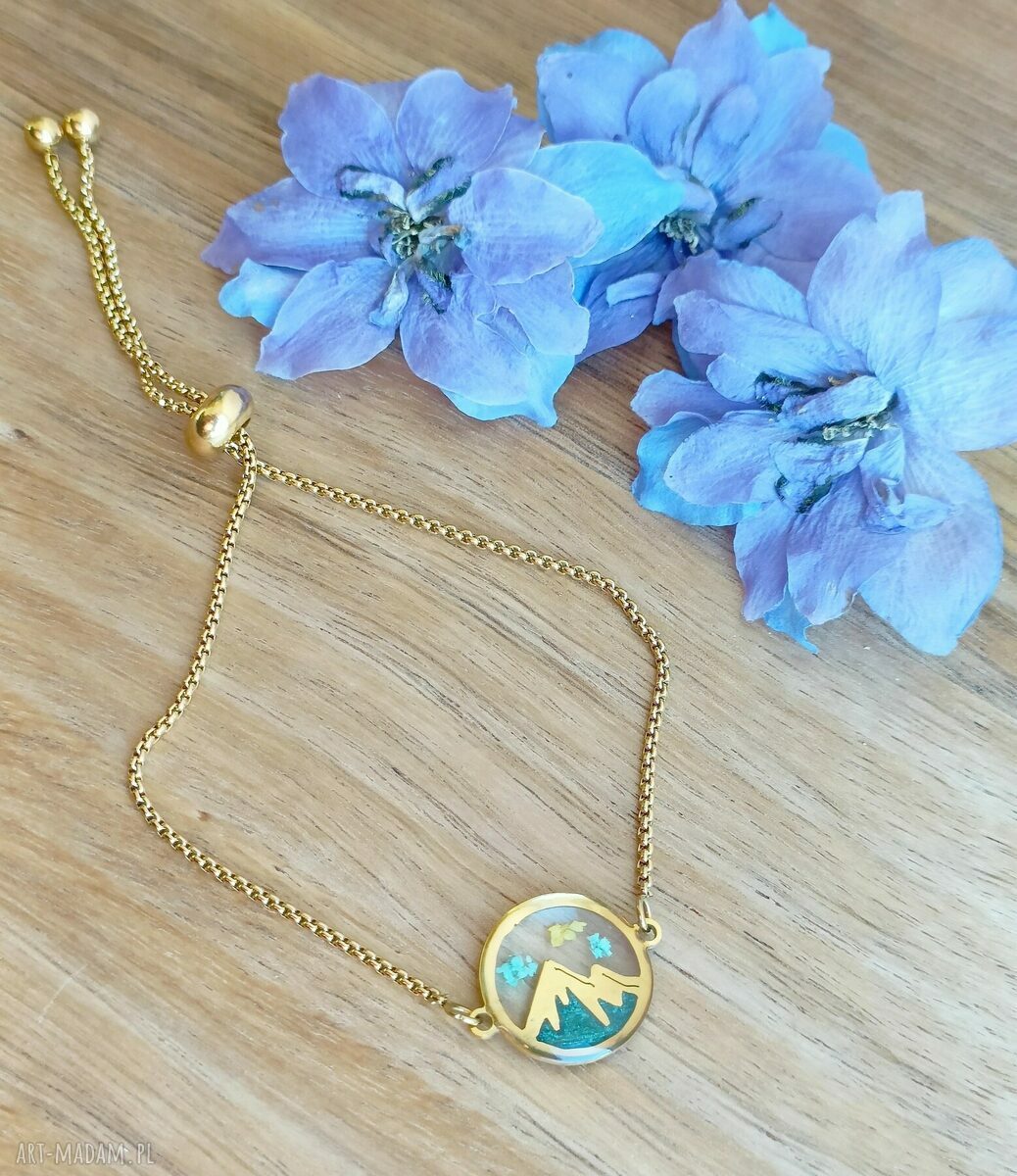 Bransoletka „Kwieciste Góry” z żywicy - kwiaty i góry w stylu handmade