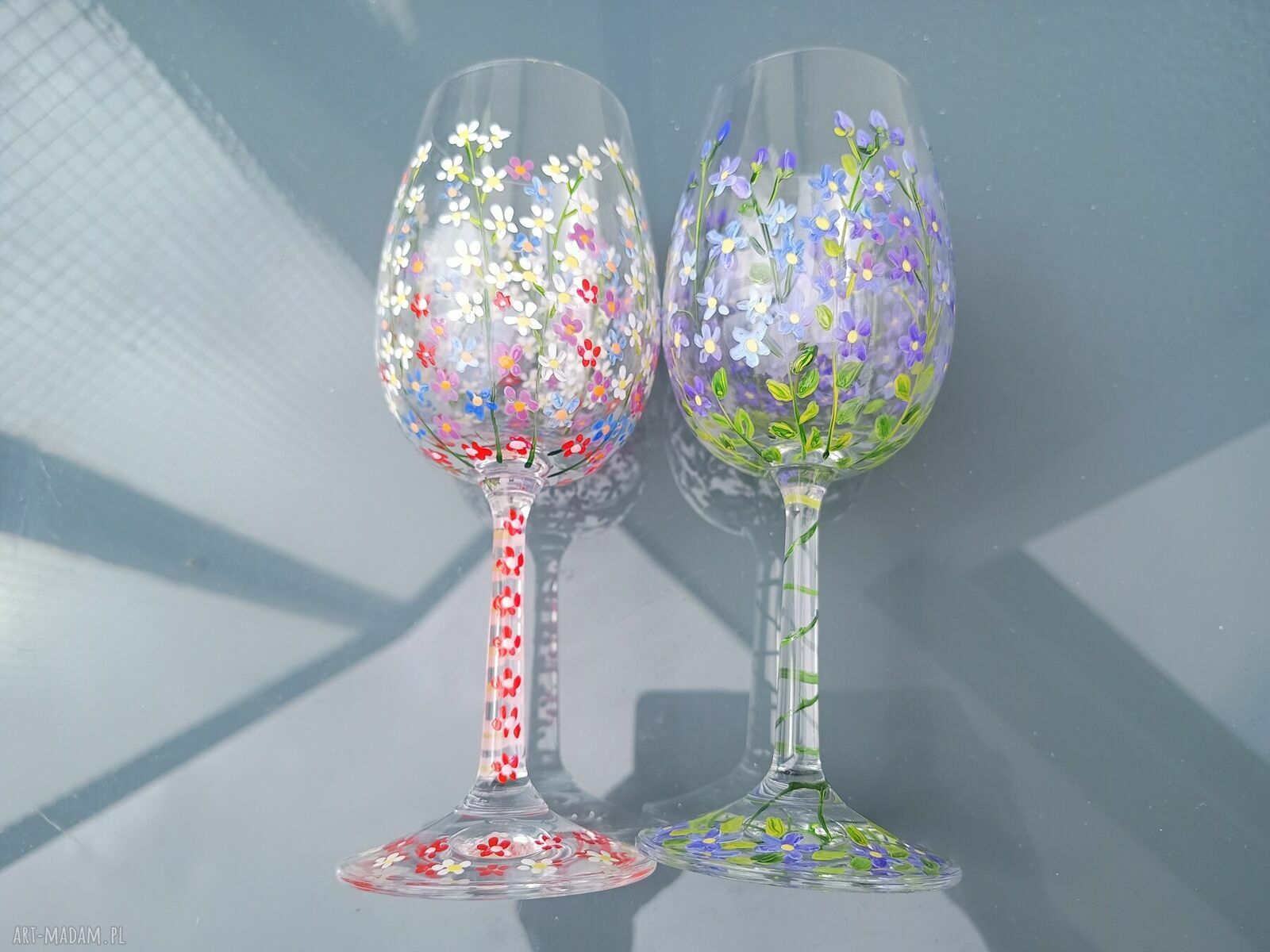 Kwiecisty kieliszek do wina lub soku 280 ml - prezent dla niej