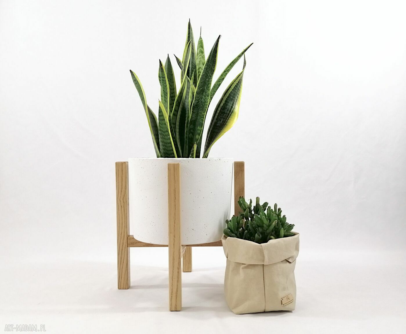 Kwietnik z dębu natural do donic max 25 cm - 30 cm wysokości