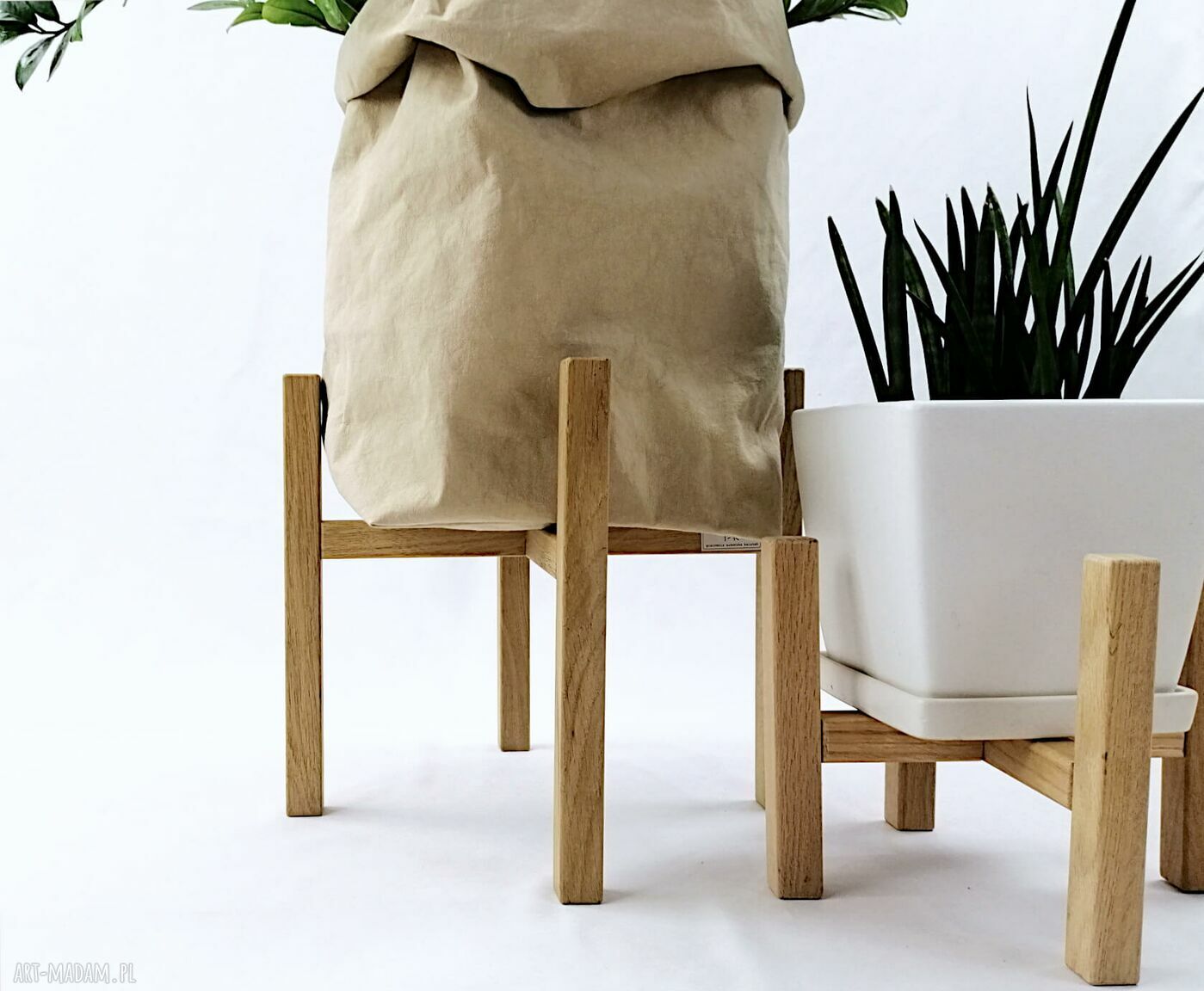 Kwietnik drewniany dębowy do donic max 30 cm (wysokość 30 cm)