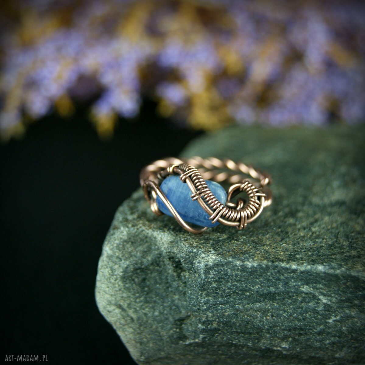 Regulowany pierścionek z kyanitem i miedzi - wire wrapping