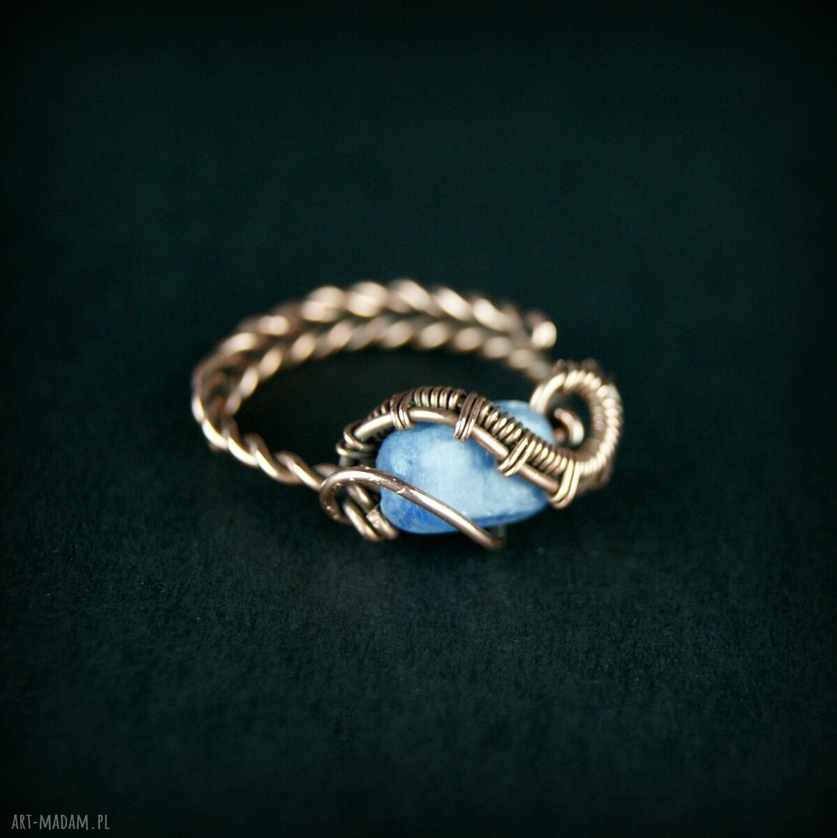 Regulowany pierścionek z kyanitem i miedzi - wire wrapping