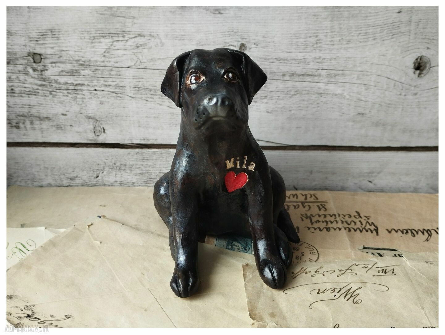 Labrador z sercem - ceramika handmade na prezent dla miłośniczki psów