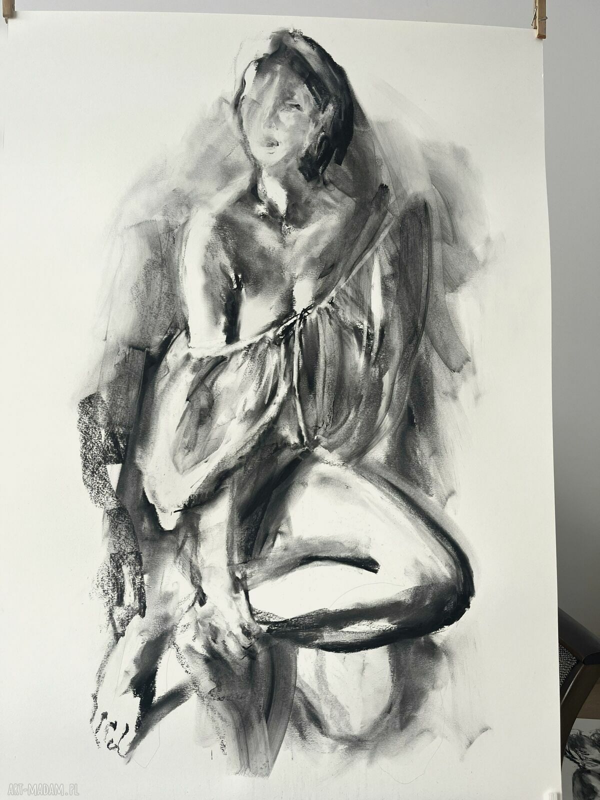 Lady - oryginalny rysunek kobiety węglem 100x70 cm