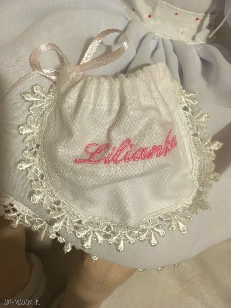 Lilianka - lalka szmaciana w białej sukience, ręcznie szyta