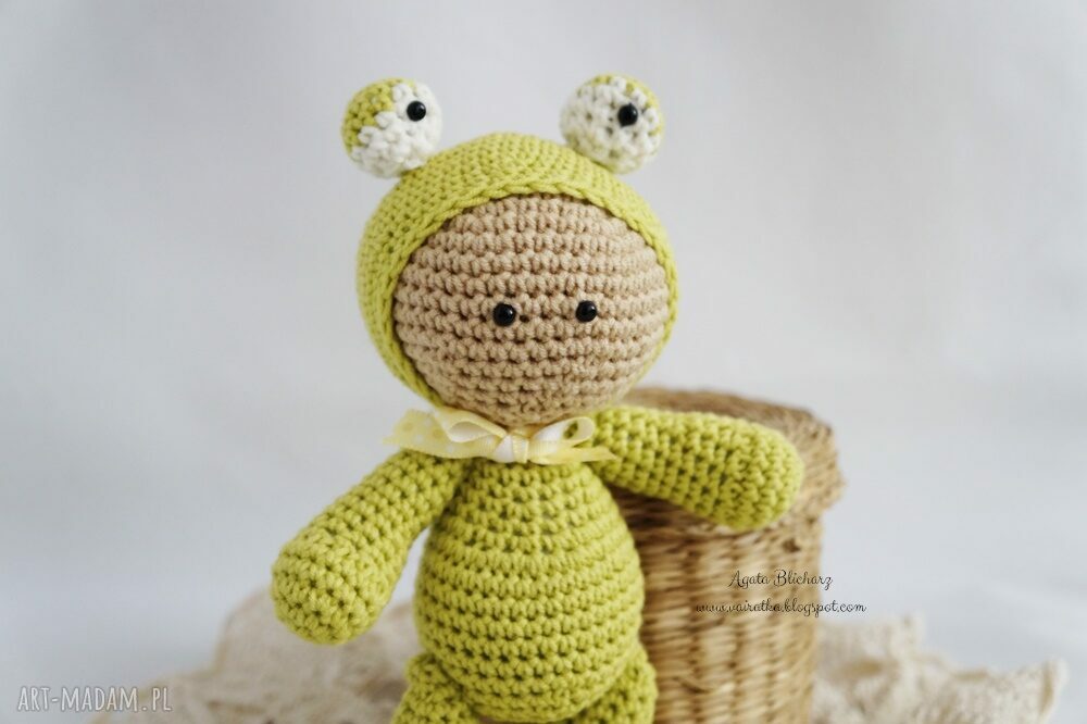 zabawki: Przytulanka w kapturku żabki Ręczne wykonanie