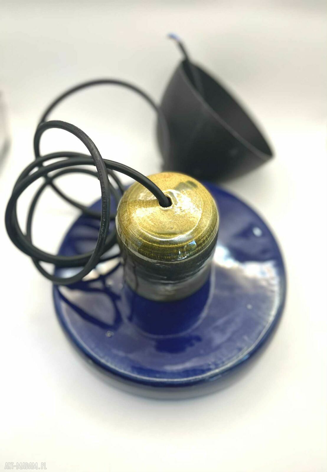 Lampa ceramiczna wisząca „Fjord” - ręcznie robiony nordycki design