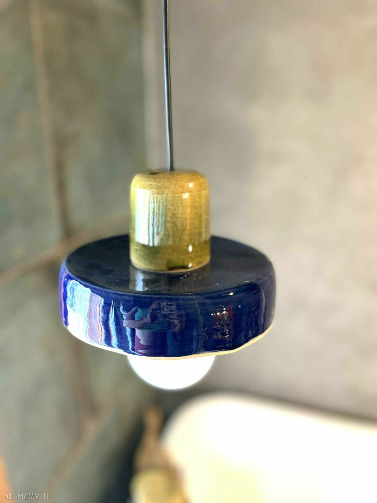 Lampa ceramiczna wisząca „Fjord” - ręcznie robiony nordycki design