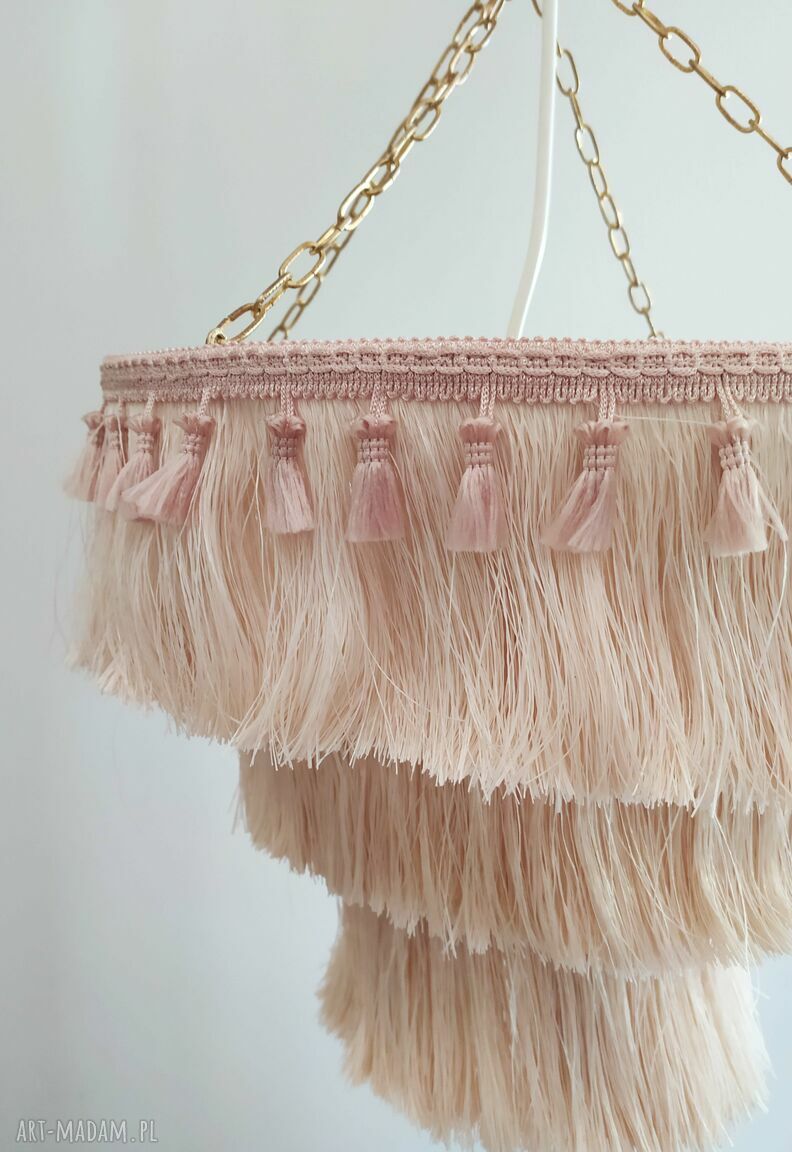Lampa boho Fringe - beżowa z frędzlami i chwostami