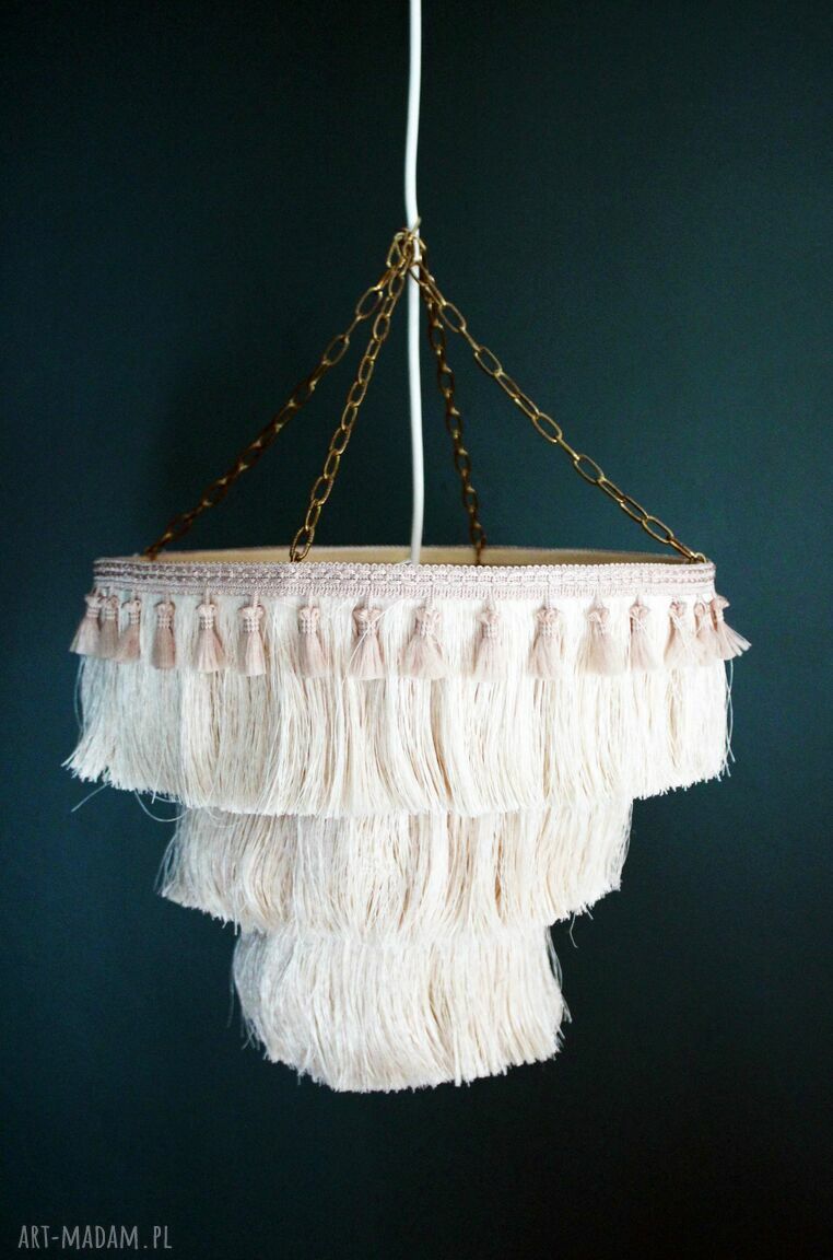 Lampa boho Fringe - beżowa z frędzlami i chwostami