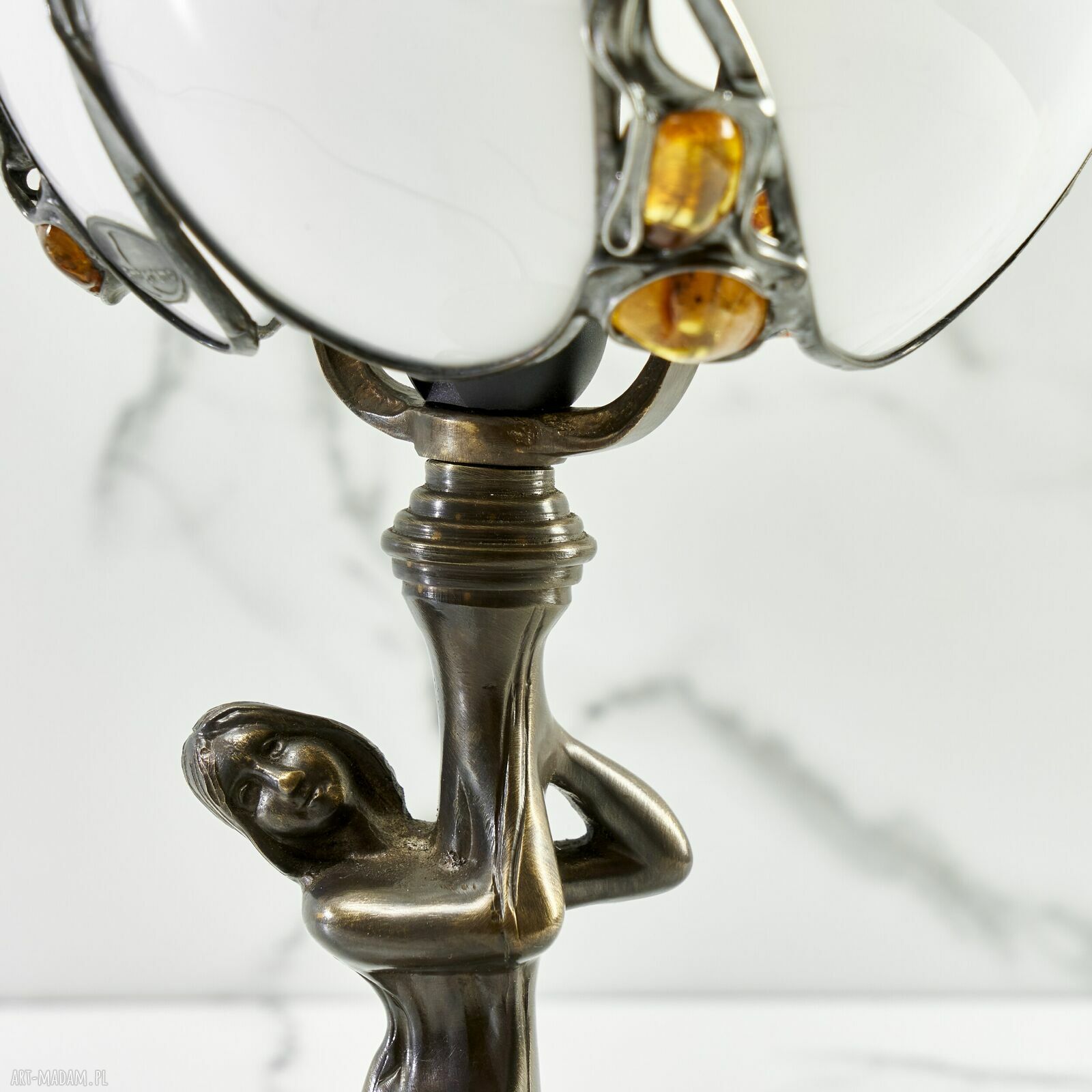 Lampka nocna z bursztynem bałtyckim 40 g Lucca (Tiffany)