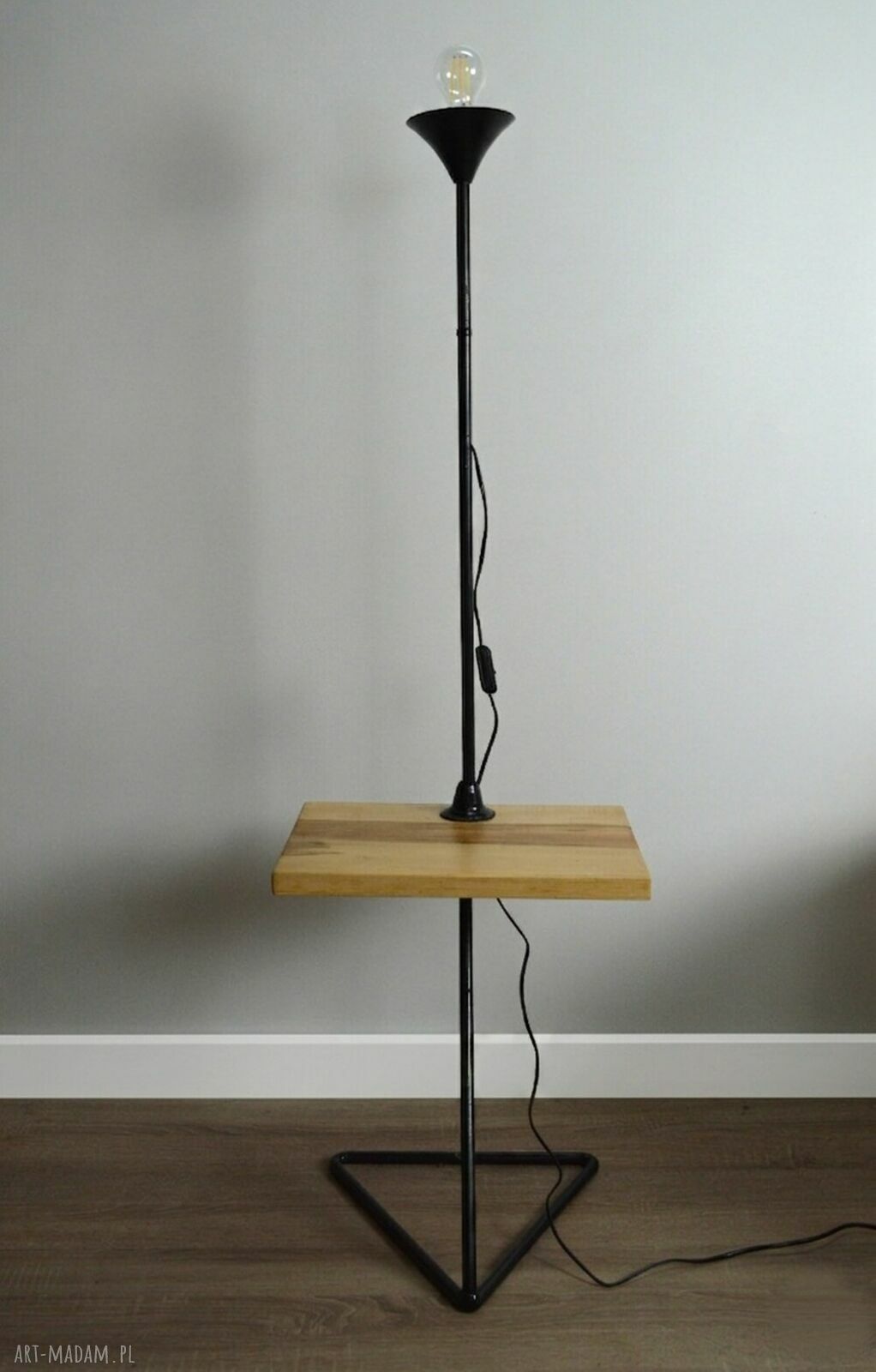 Lampa podłogowa hand made Loft - drewno, metal i klosz z recyclingu