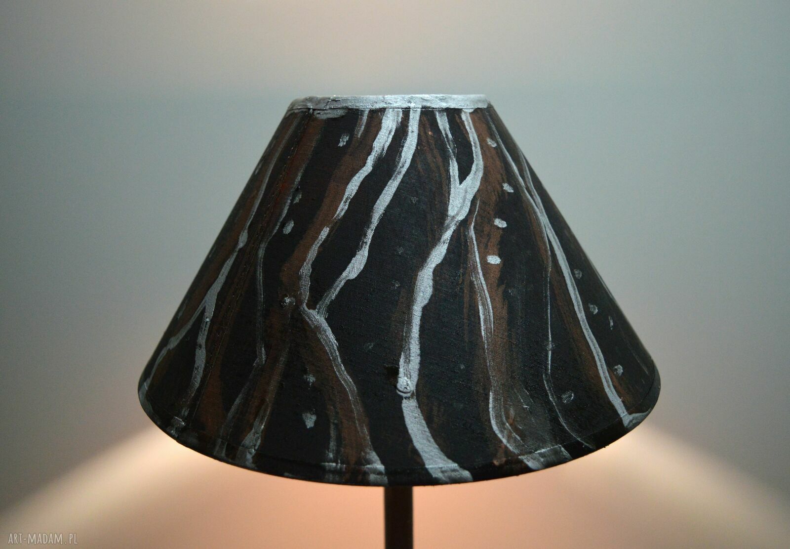 Lampa podłogowa hand made w stylu loft - drewno i metal (upcycling)