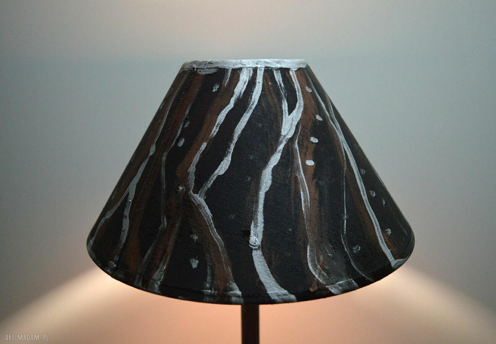 Lampa podłogowa hand made Loft - drewno, metal i klosz z recyclingu