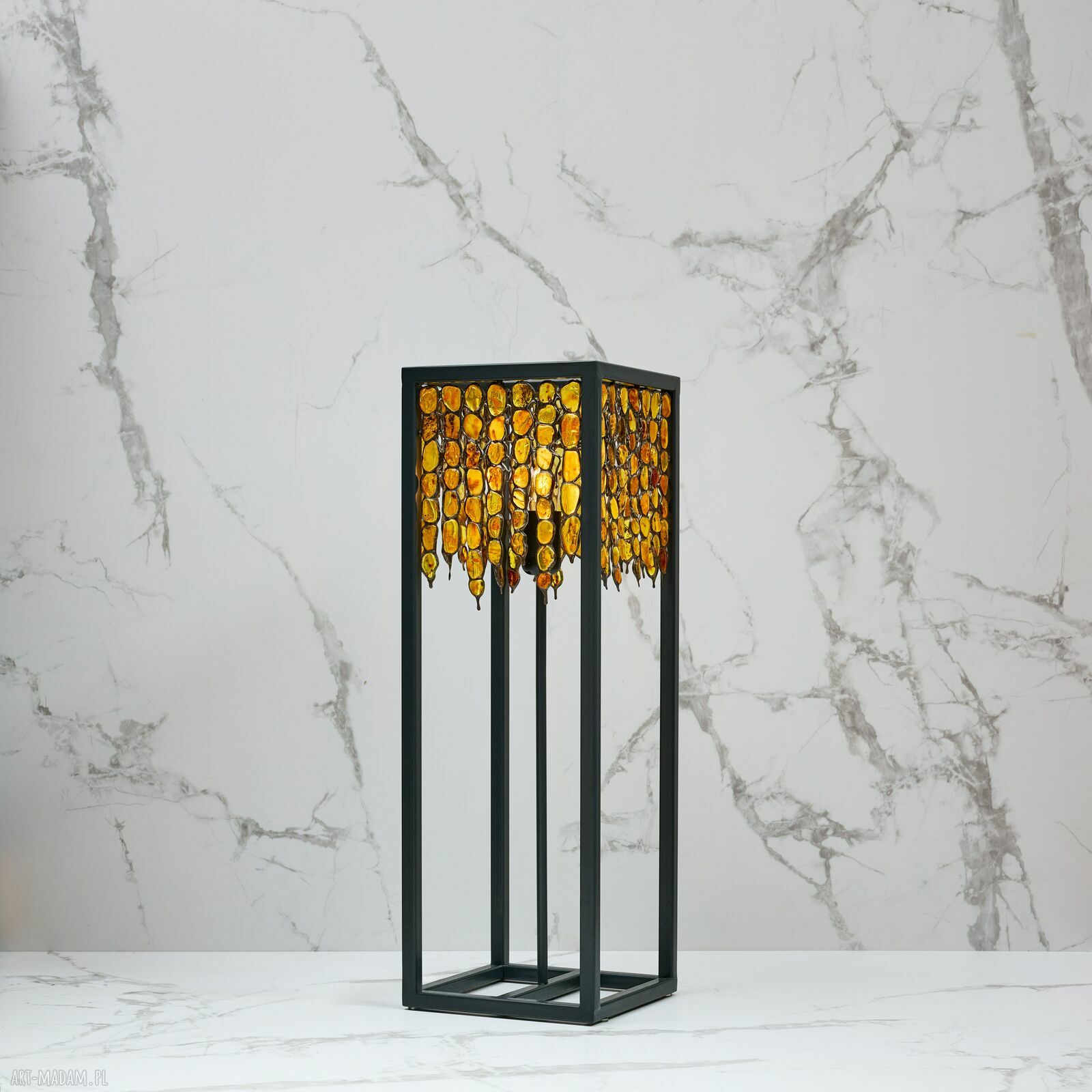 Lampa stojąca Lambro QS-B z bursztynem bałtyckim