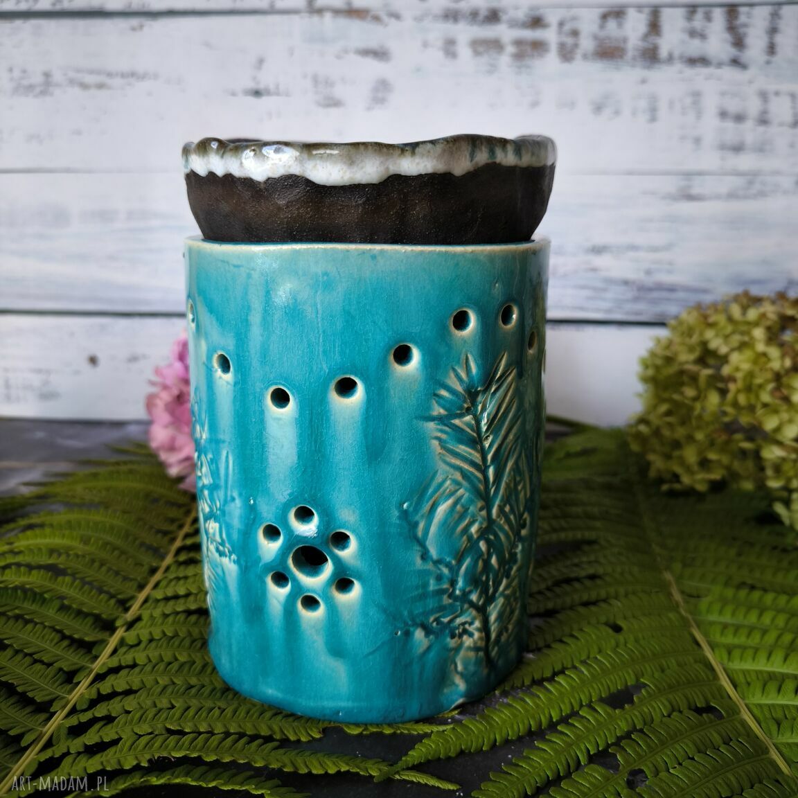 Ażurowy kominek do wosku - turkusowy lampion ceramiczny Badura ceramika